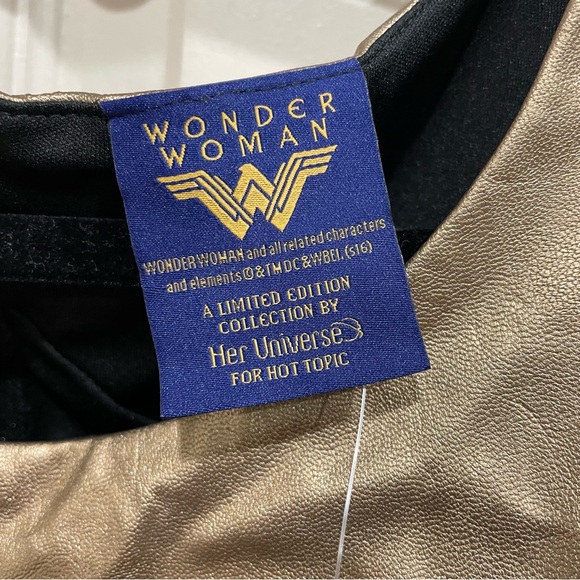 Her Universe 18 Hot Topic Wonder Woman Lasso Dress 2X Halloween - Picture 10 of 10